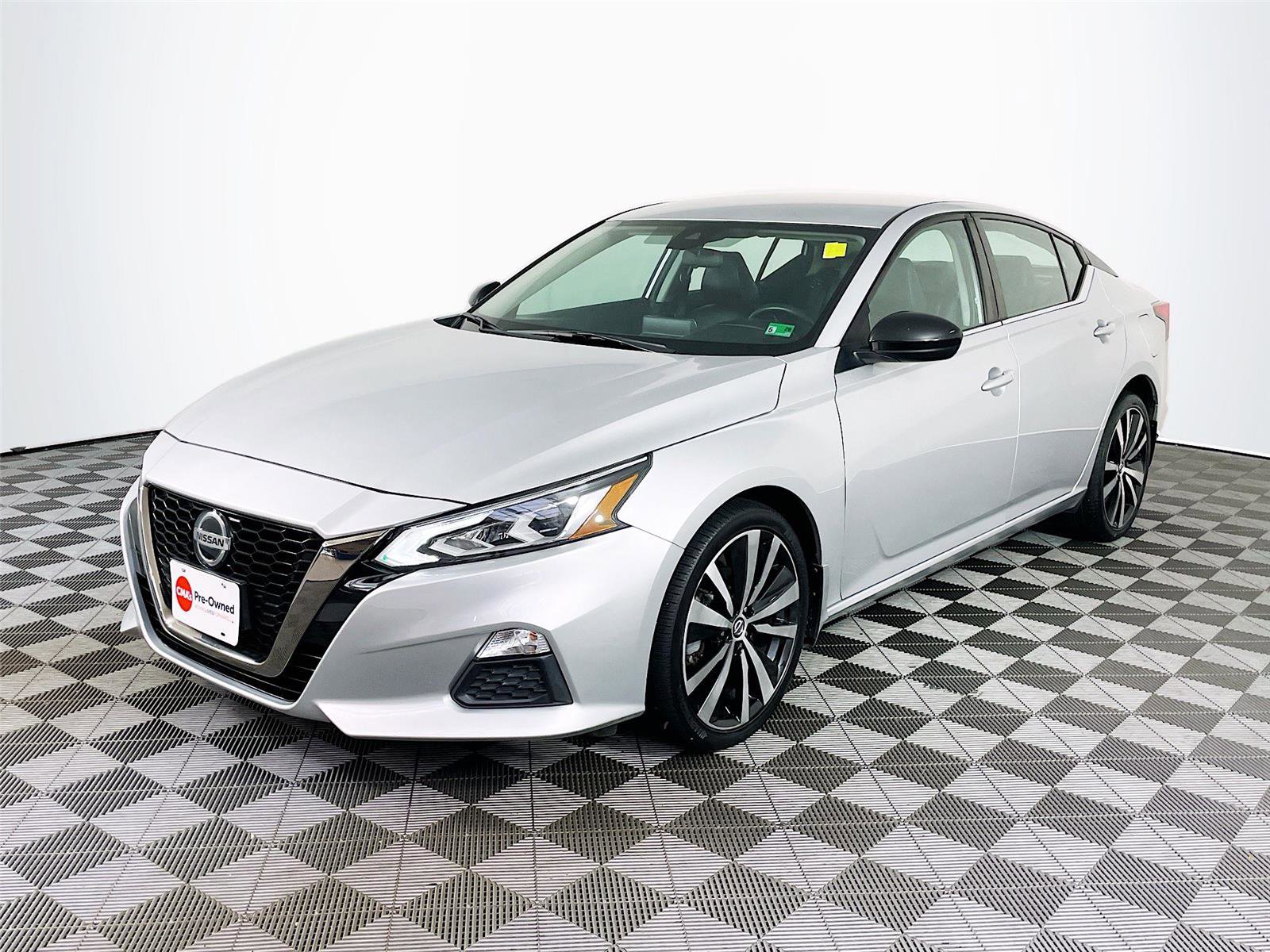 Used 2021 Nissan Altima 2.5 SR image 3