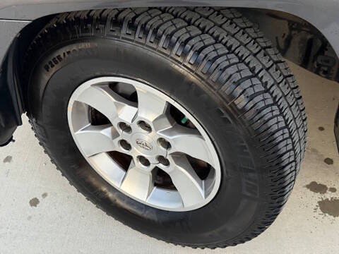 Used 2012 Toyota 4Runner SR5 w/ Convenience Pkg RWD image 11