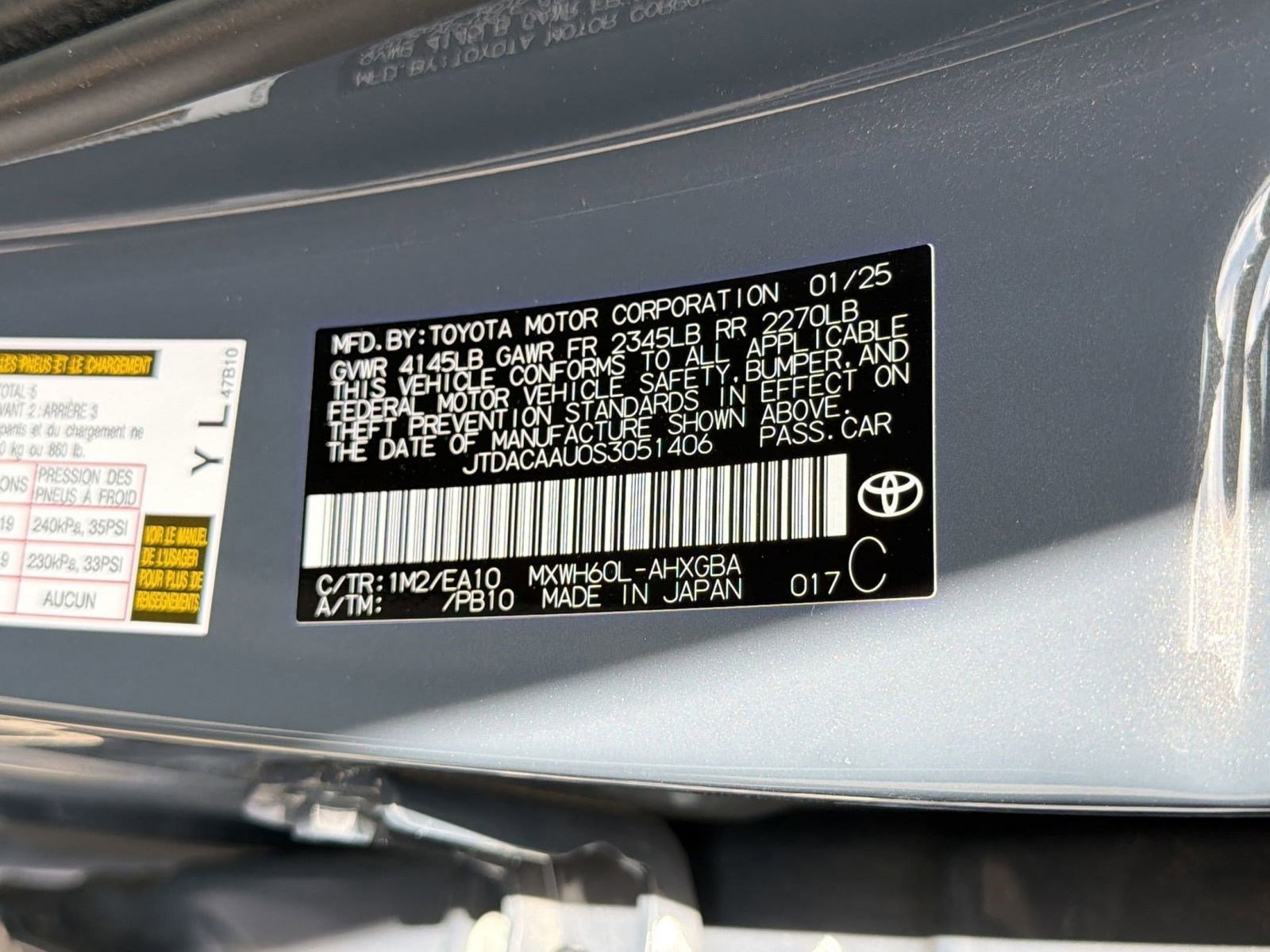 Used 2025 Toyota Prius XLE image 20