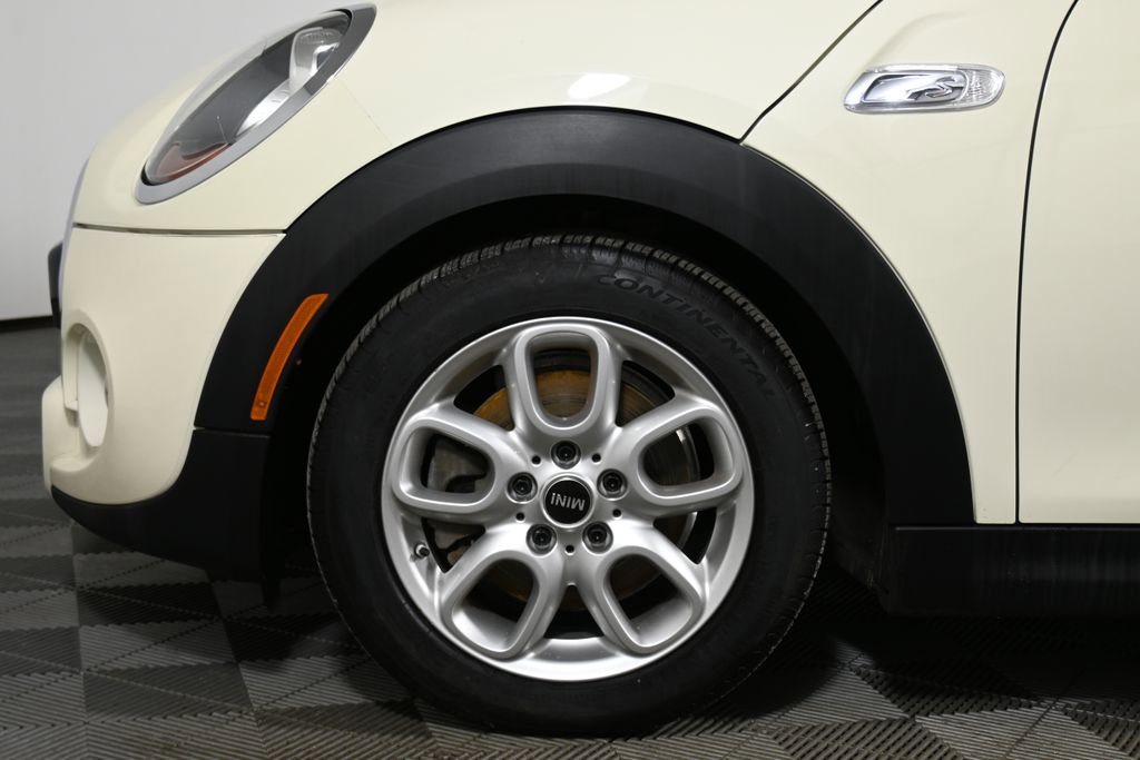 Used 2014 MINI Cooper S image 11