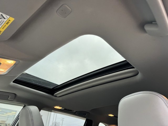 Used 2019 Toyota Highlander Limited image 14