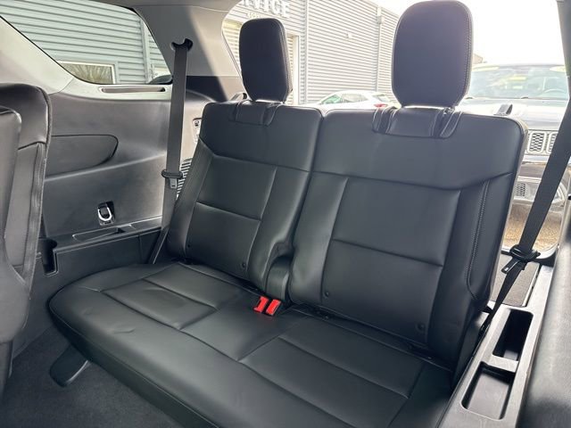 Used 2023 Ford Explorer XLT w/ Equipment Group 202A image 35
