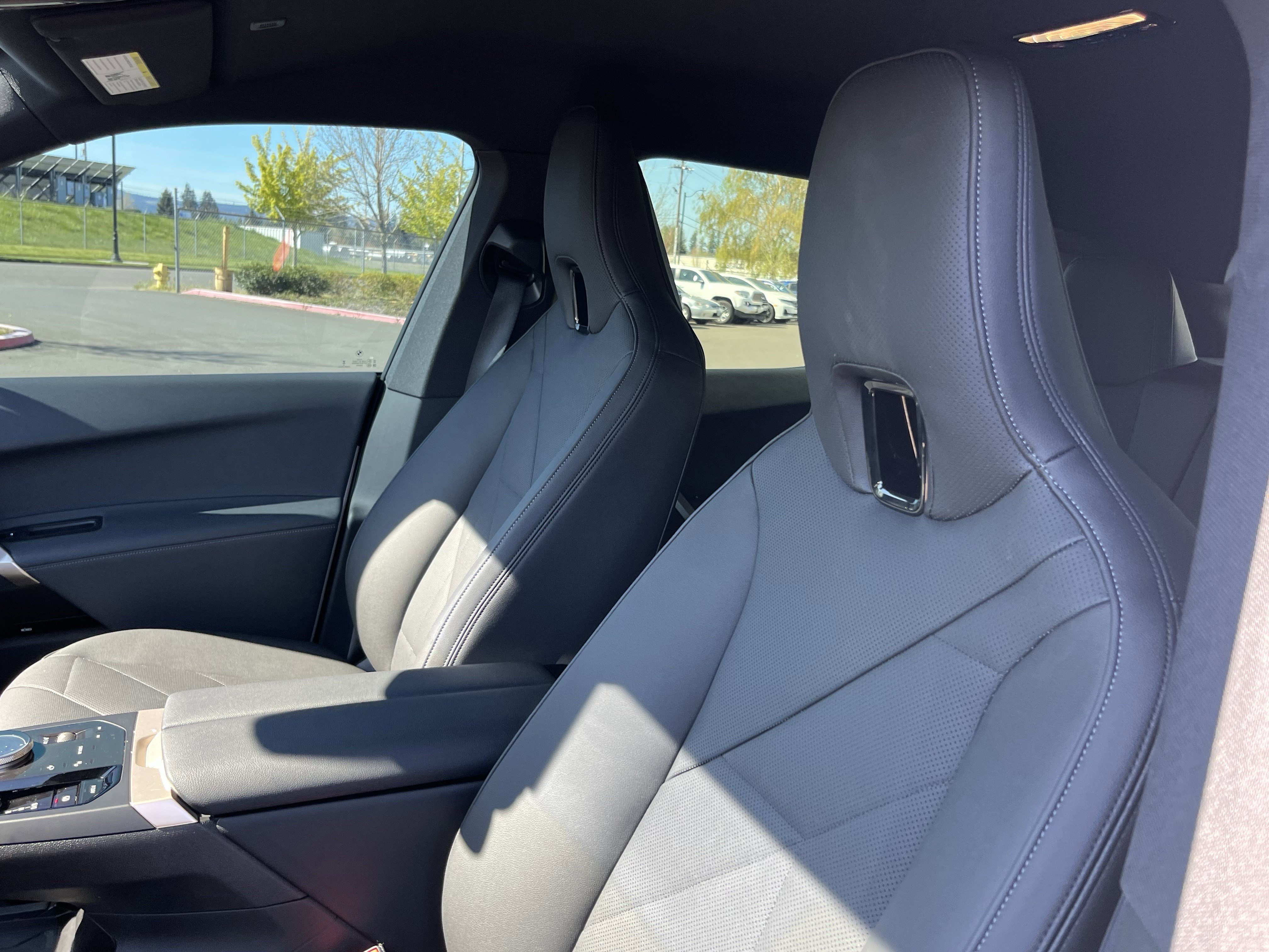 Used 2026 BMW iX xDrive45 image 17