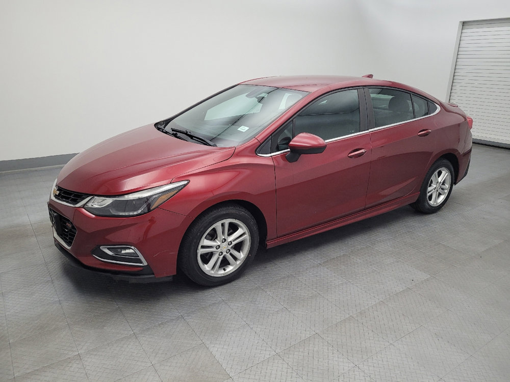 Used 2017 Chevrolet Cruze LT w/ Convenience Package image 2