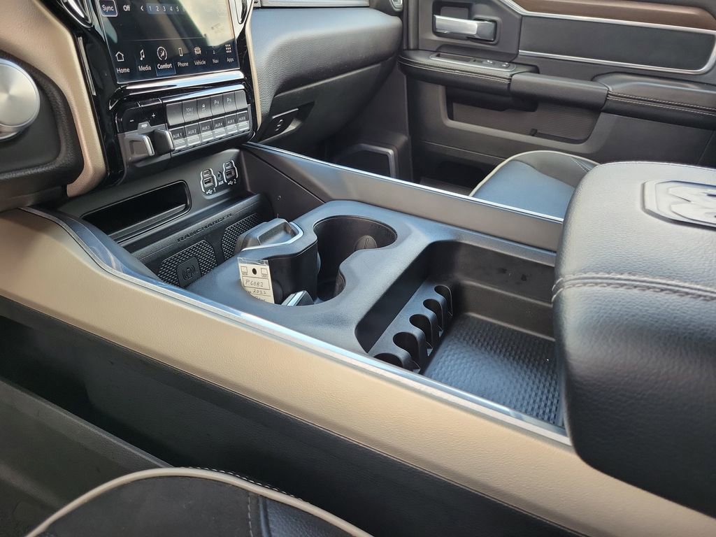 Used 2022 RAM 2500 Laramie AWD/4WD image 29