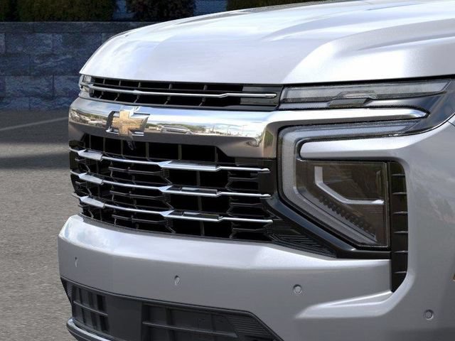 New 2026 Chevrolet Suburban LT AWD/4WD image 13