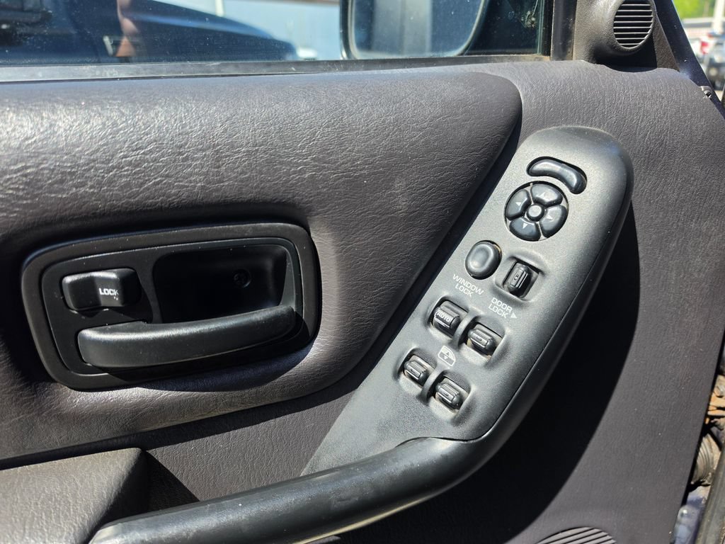 Used 2001 Jeep Cherokee Limited AWD/4WD image 21