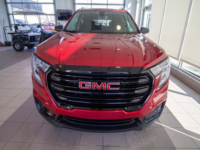Certified 2023 GMC Terrain SLE w/ Driver Convenience Package image 3