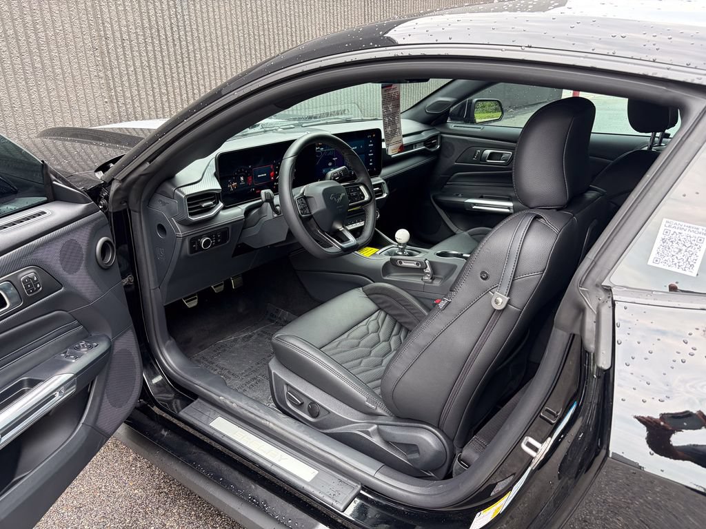 New 2026 Ford Mustang GT Premium w/ GT Performance Package RWD image 10