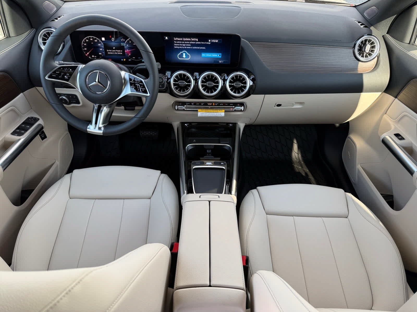 Used 2026 Mercedes-Benz GLA 250 4MATIC image 12