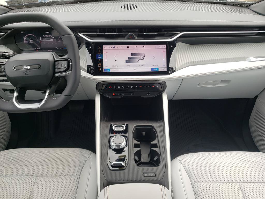 New 2026 Jeep Cherokee Limited AWD/4WD image 16