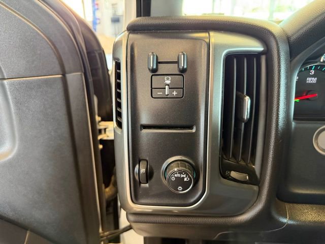 Used 2018 Chevrolet Silverado 1500 LT w/ Trailering Package image 19