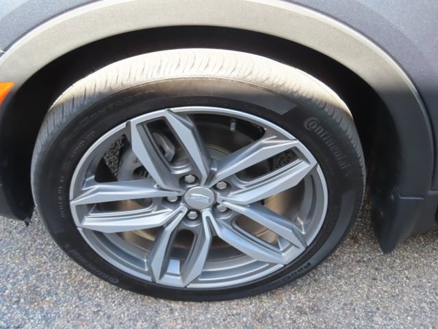 Used 2020 Cadillac XT4 Sport w/ Sun And Sound Package AWD/4WD image 17
