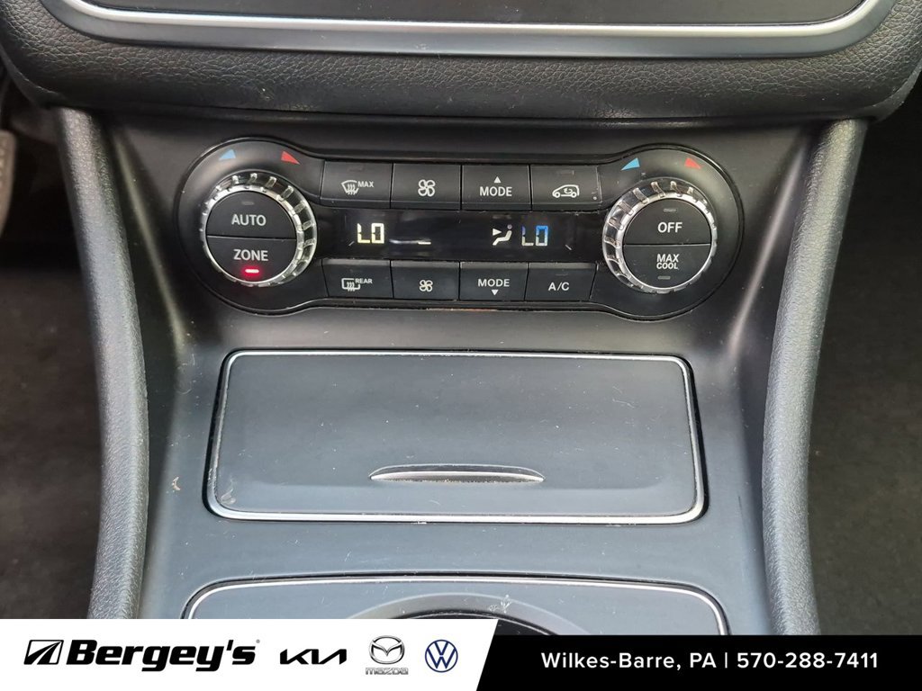Used 2019 Mercedes-Benz GLA 250 4MATIC image 28