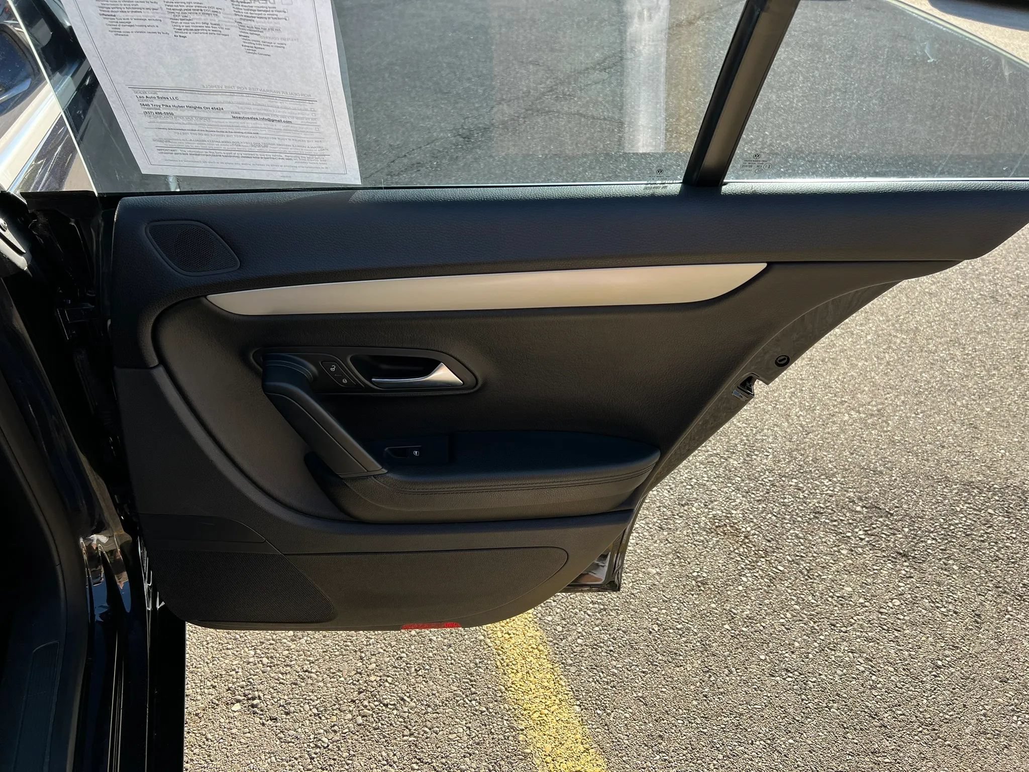 Used 2009 Volkswagen CC Sport FWD image 25