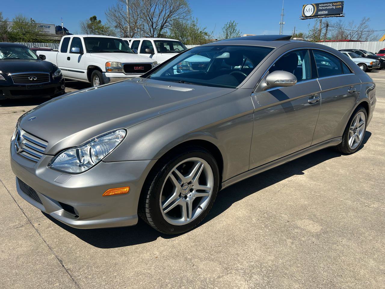 Used 2006 Mercedes-Benz CLS 500 image 2