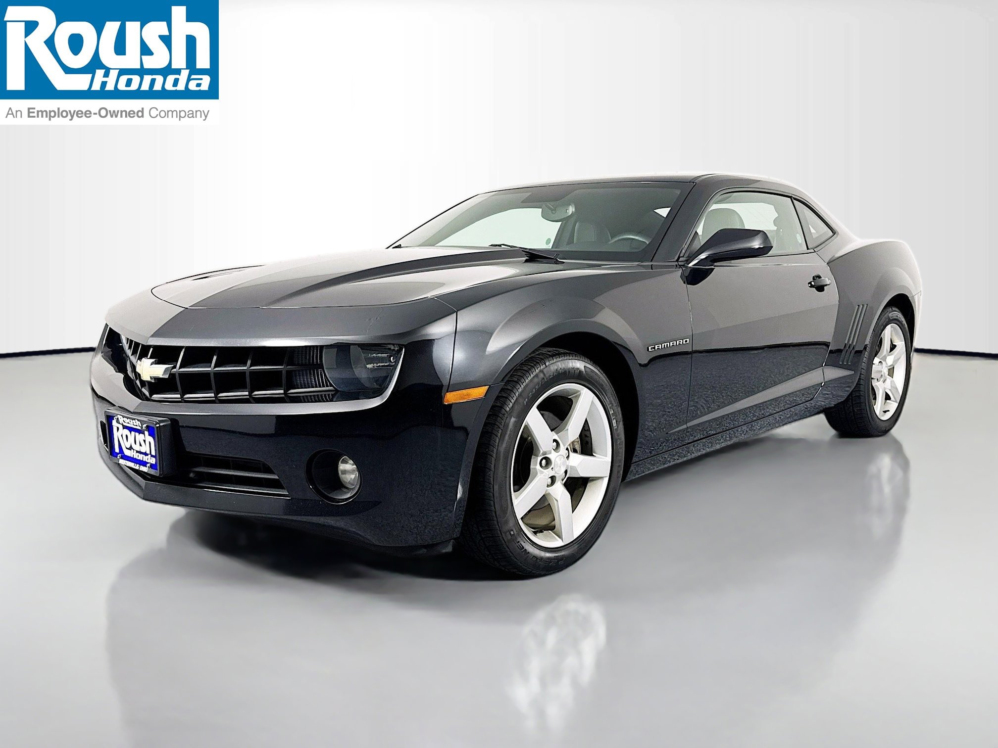 Used 2010 Chevrolet Camaro LT image 1