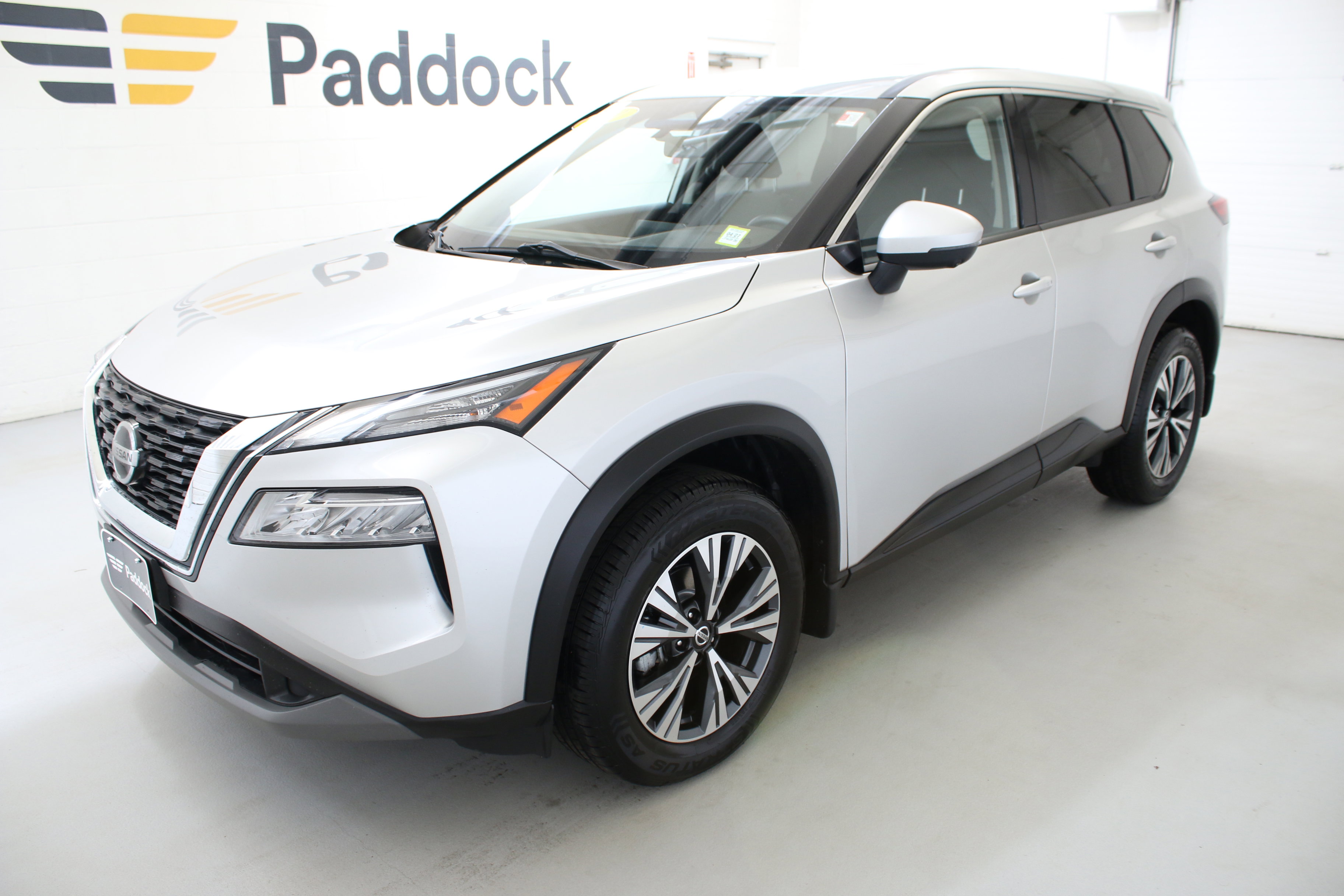 Used 2021 Nissan Rogue SV AWD/4WD image 3
