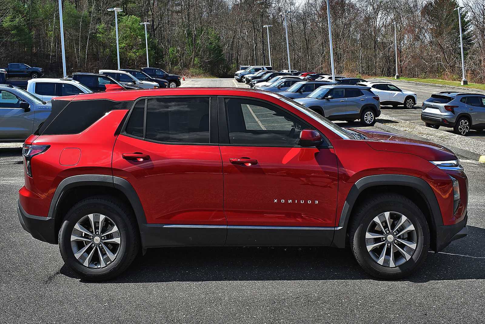 Used 2026 Chevrolet Equinox LT w/ Convenience Package II image 6