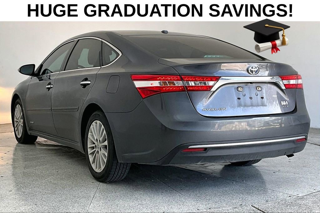 Used 2014 Toyota Avalon XLE Touring FWD image 2