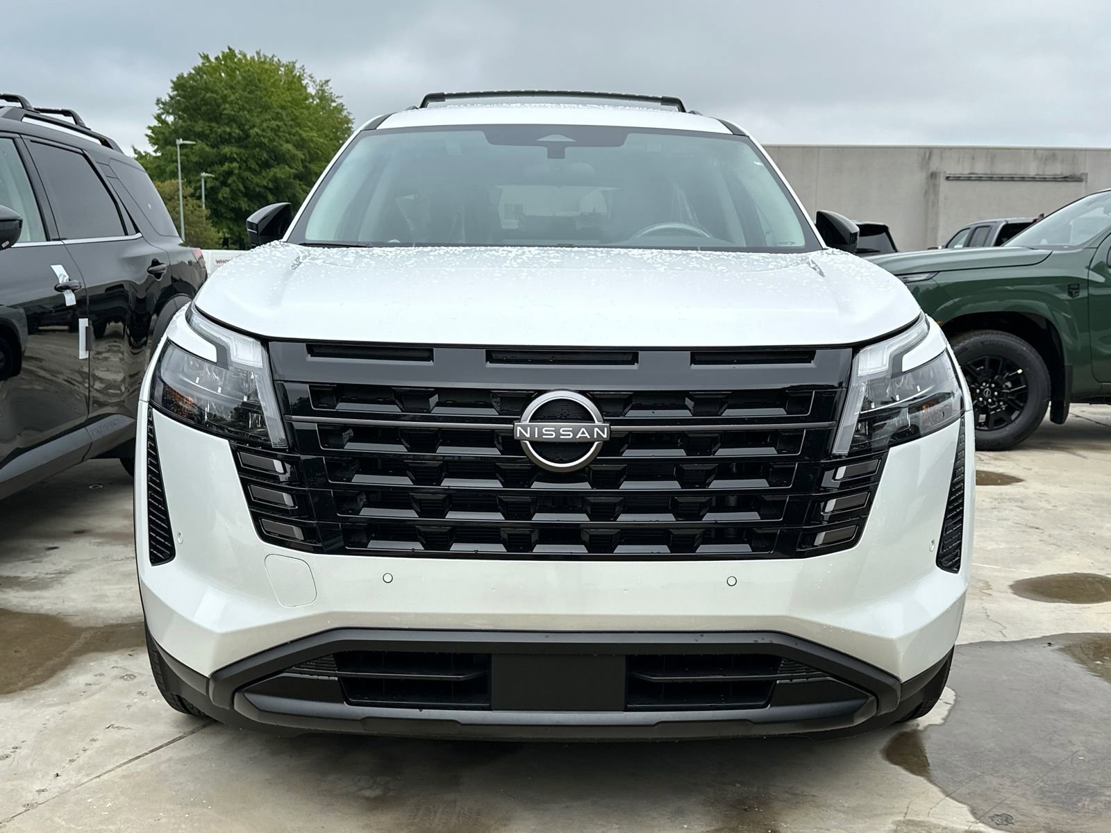 New 2026 Nissan Pathfinder SV FWD image 2