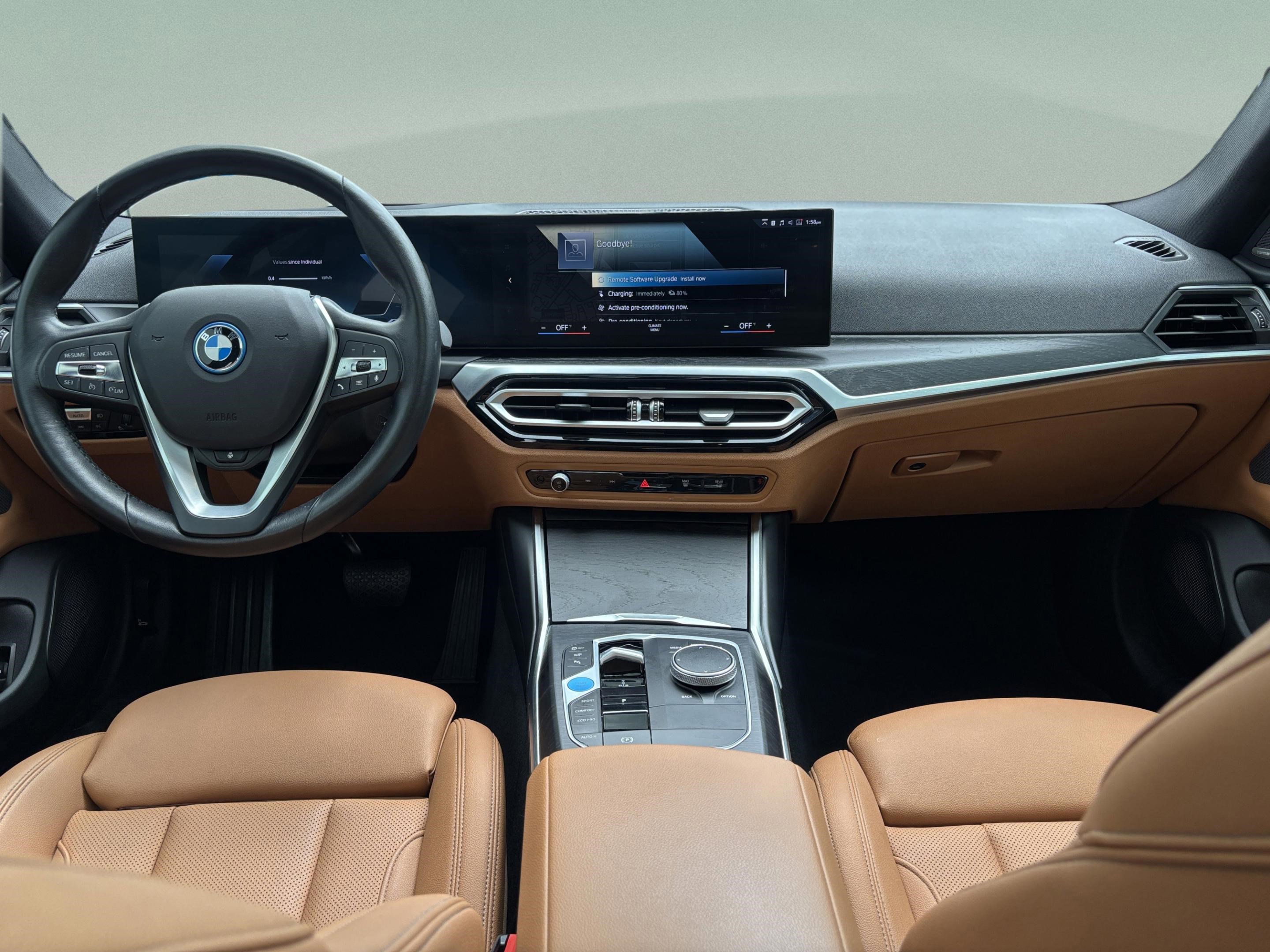 Used 2023 BMW i4 eDrive40 w/ Premium Package RWD image 23