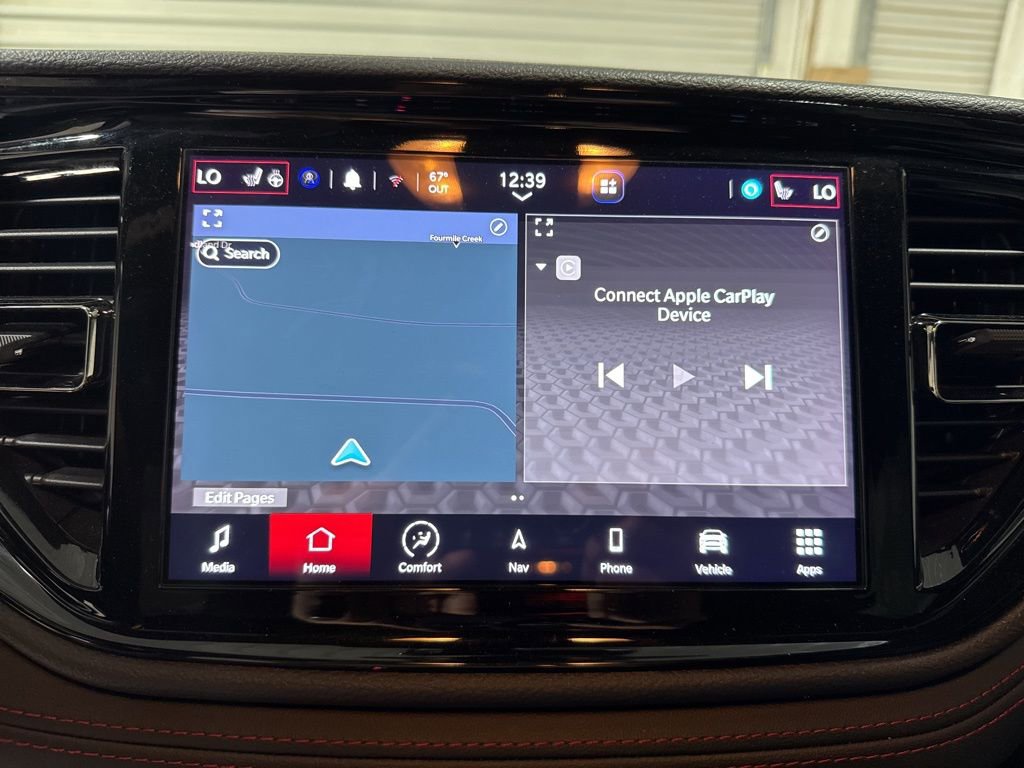 Used 2025 Dodge Durango GT image 25