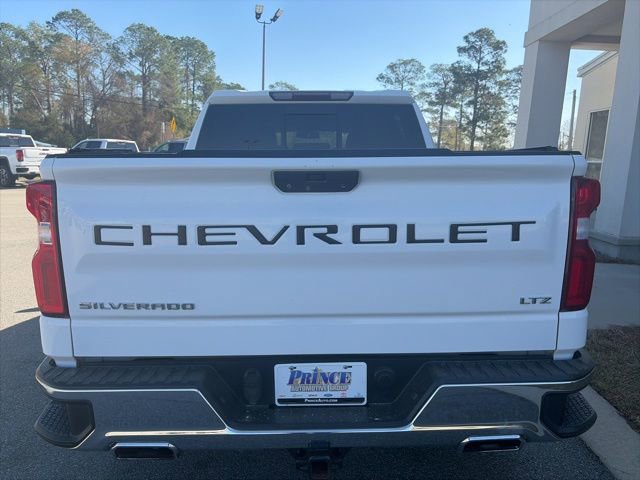 Used 2020 Chevrolet Silverado 1500 LTZ AWD/4WD image 7