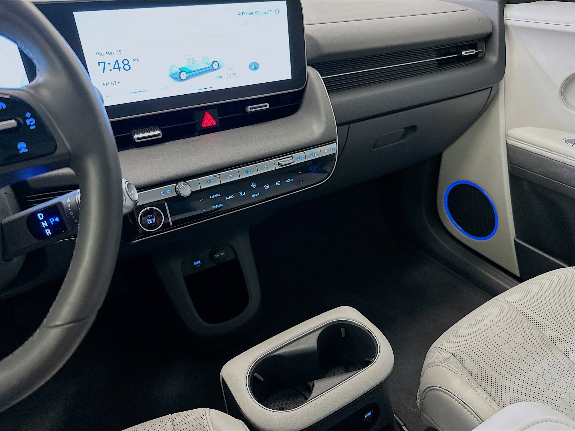 Used 2024 Hyundai Ioniq 5 Limited image 26