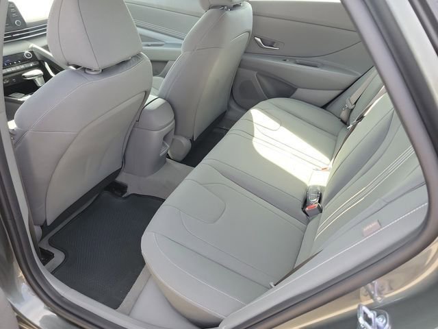 New 2026 Hyundai Elantra Sport image 18