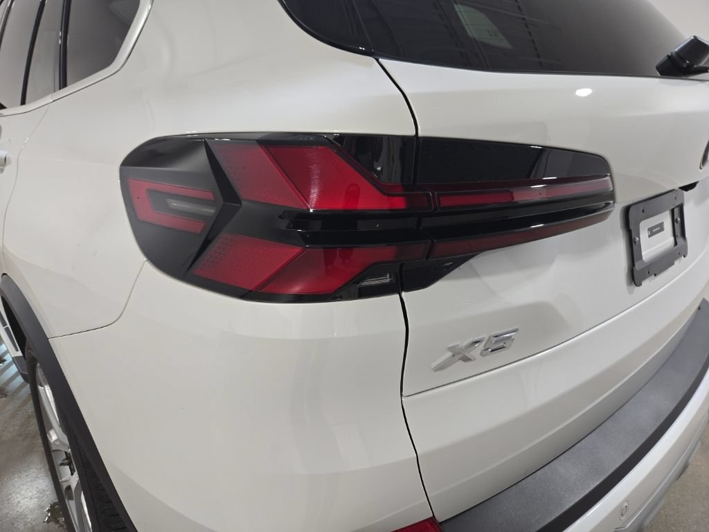 Used 2026 BMW X5 xDrive40i AWD/4WD image 25