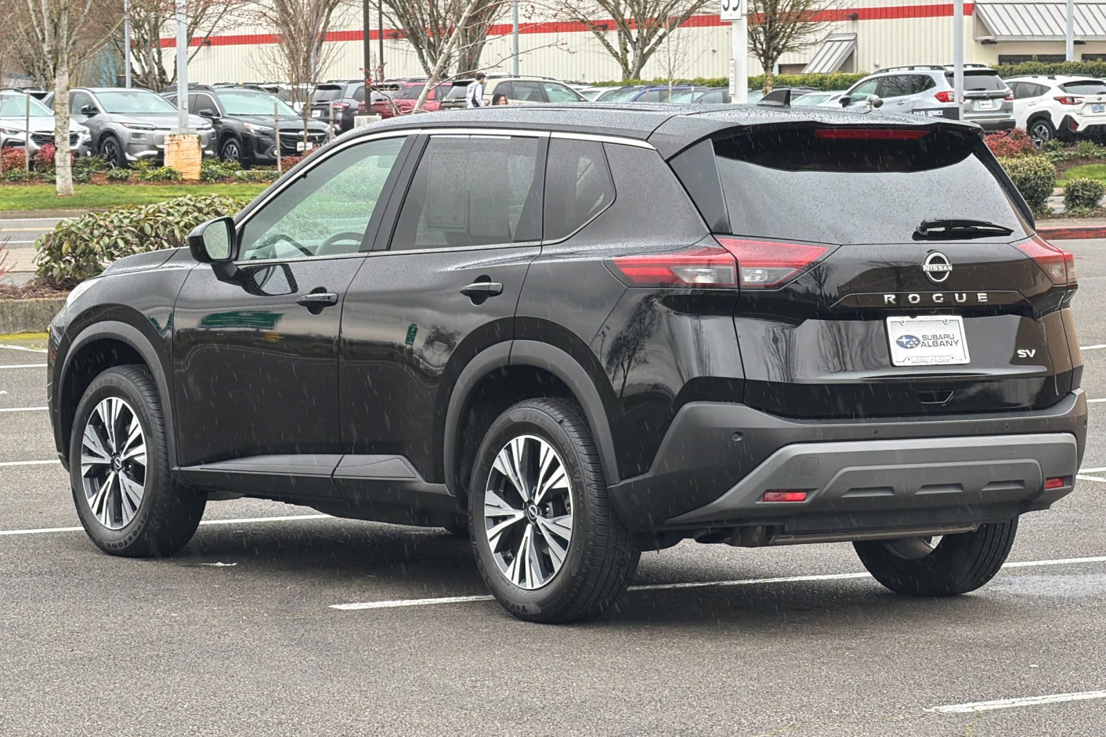 Used 2023 Nissan Rogue SV image 6