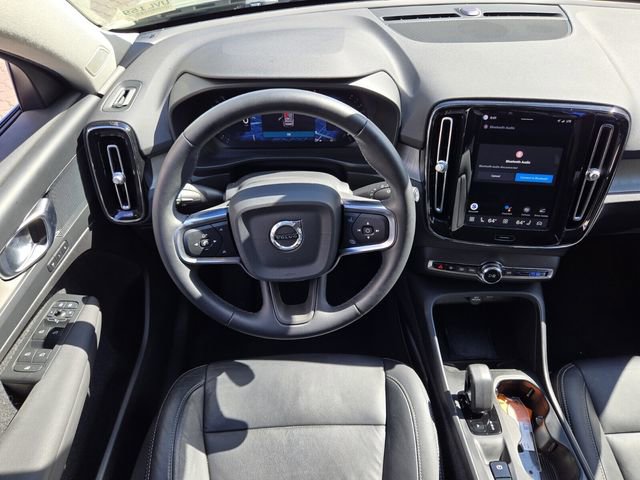 Certified 2024 Volvo XC40 B5 Core AWD/4WD image 15