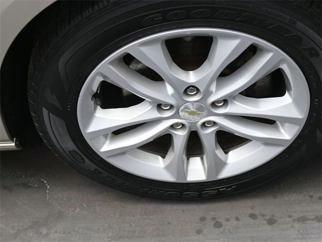 Used 2016 Chevrolet Malibu LT image 27