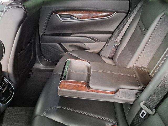 Used 2017 Cadillac XTS Luxury FWD image 29