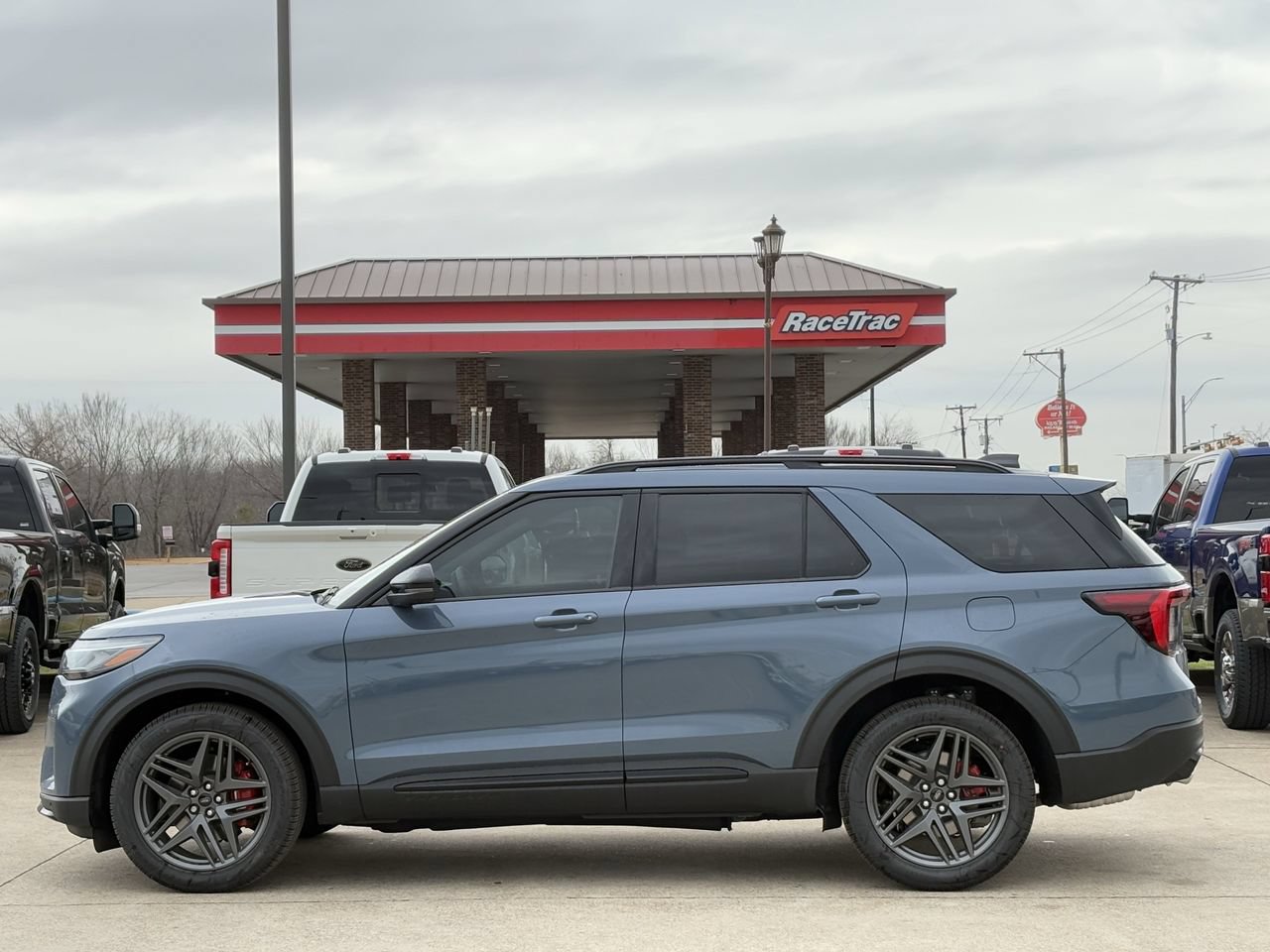 New 2026 Ford Explorer ST AWD/4WD image 38