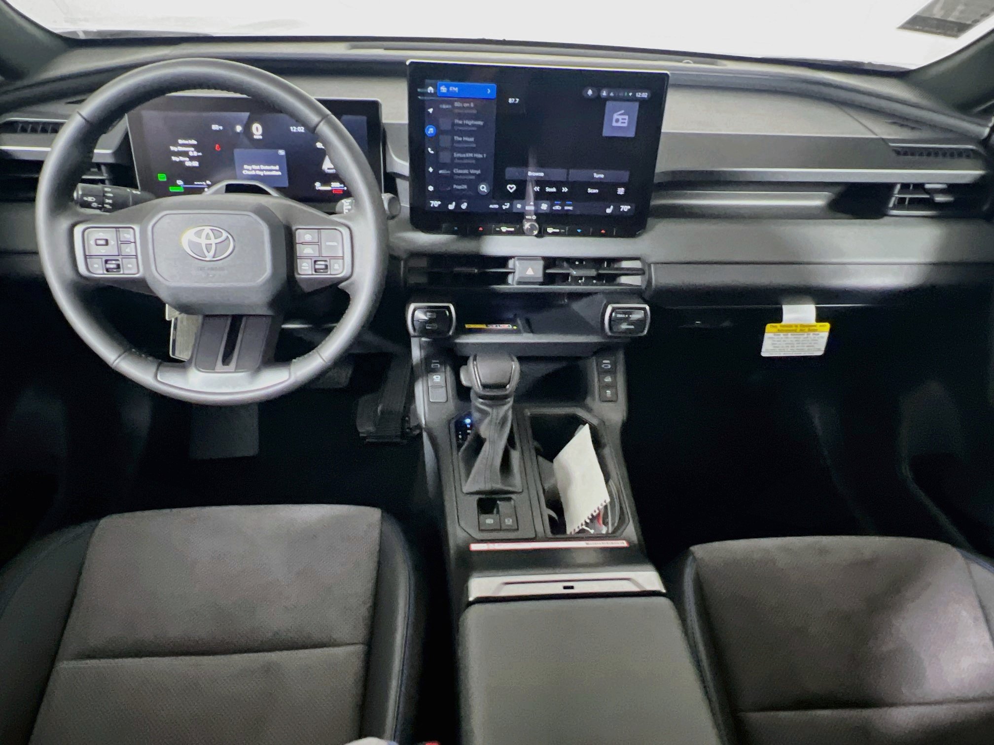 New 2026 Toyota RAV4 XSE AWD/4WD image 29
