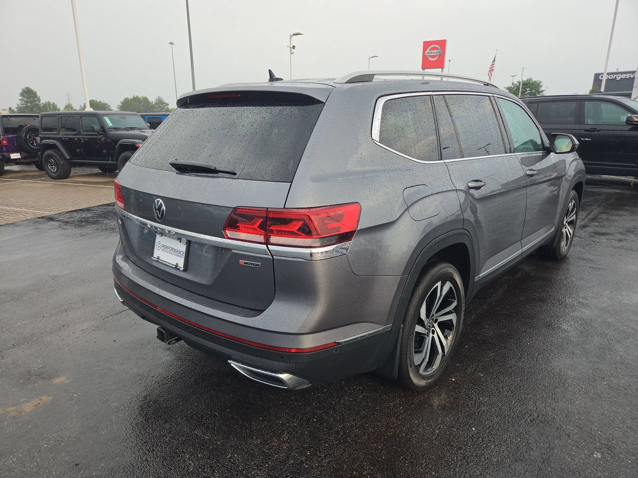 Used 2021 Volkswagen Atlas SEL Premium AWD/4WD image 7