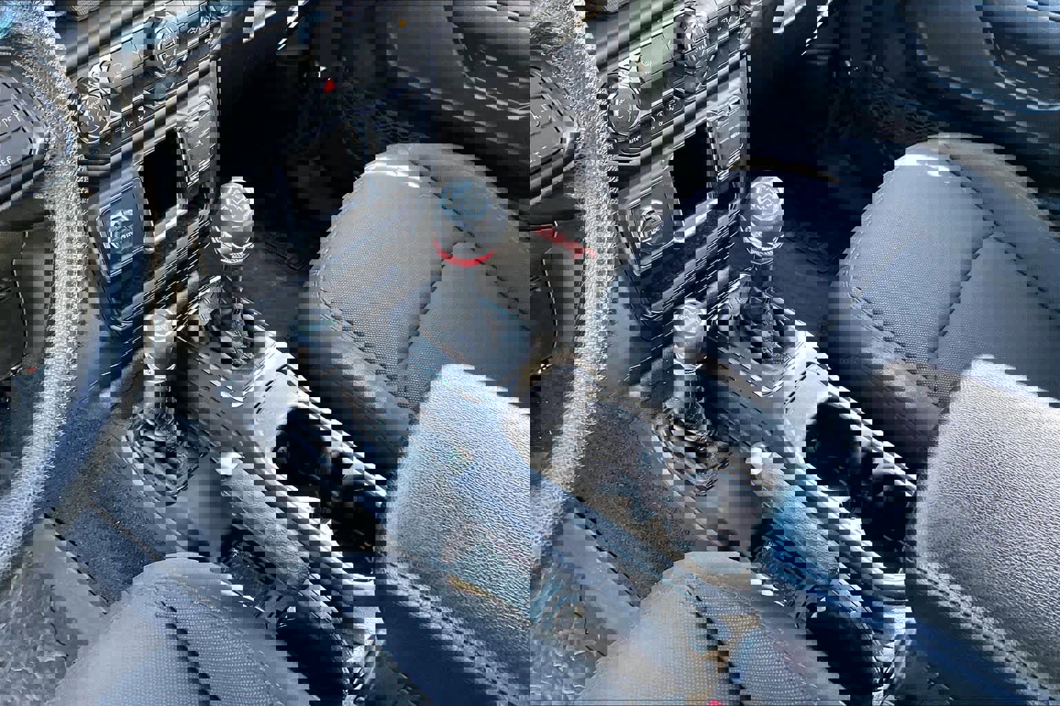 Used 2022 Jeep Wrangler Unlimited Sport image 14