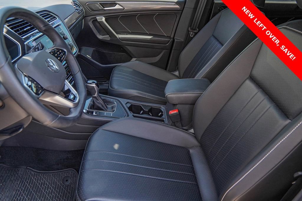 Used 2024 Volkswagen Tiguan SE R-Line image 10