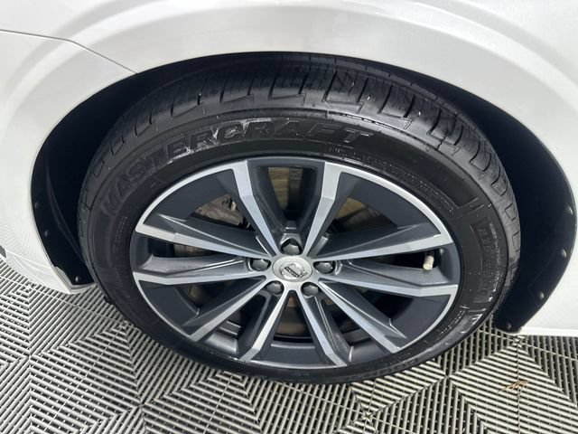 Used 2021 Volvo S60 T6 Momentum AWD/4WD image 2