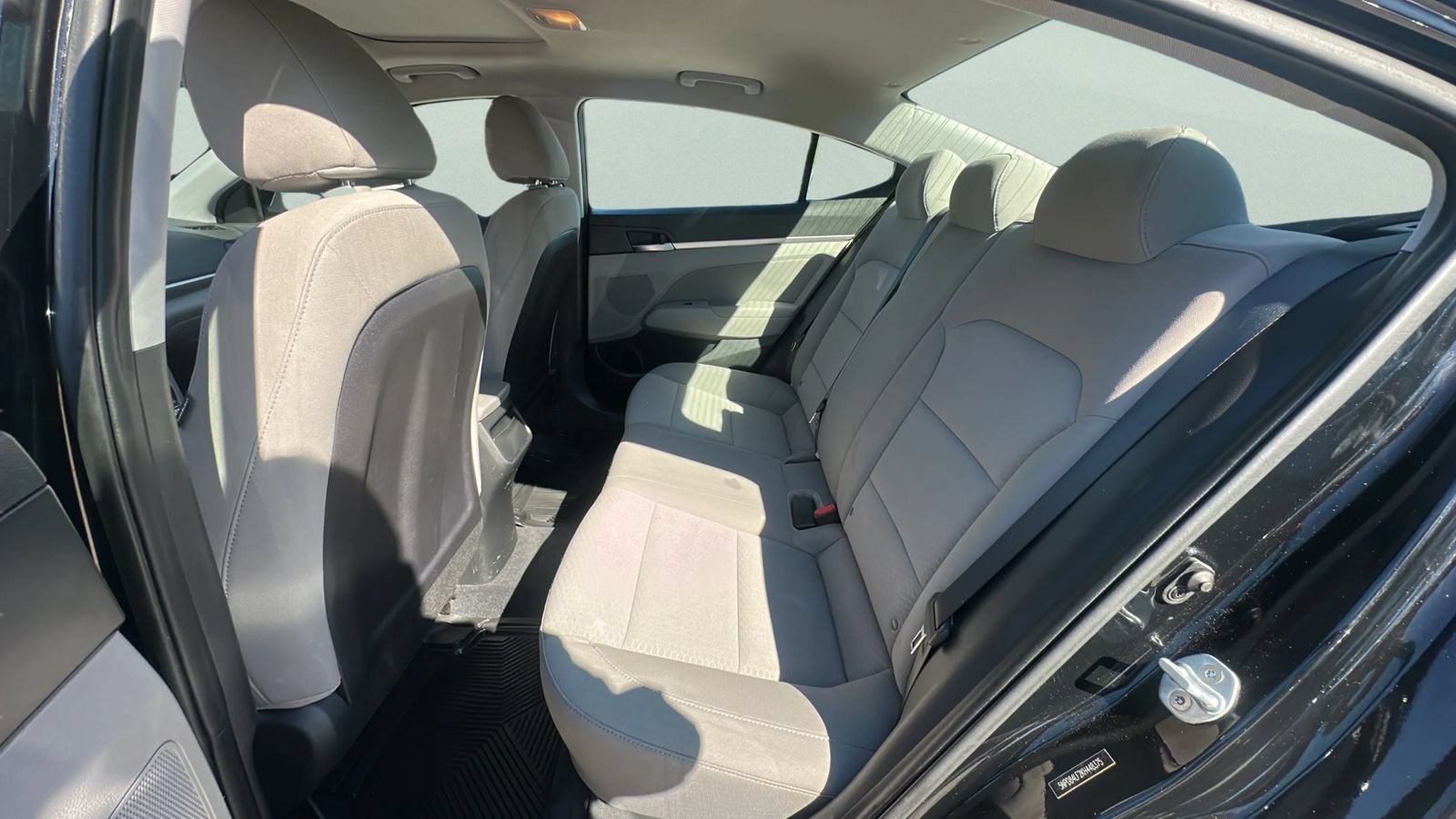Used 2019 Hyundai Elantra Value Edition FWD image 18