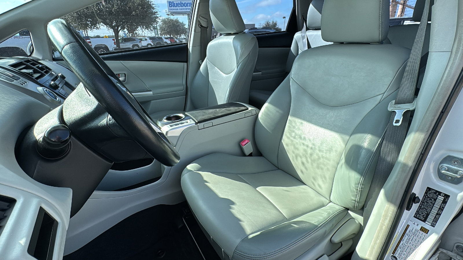 Used 2013 Toyota Prius V image 13