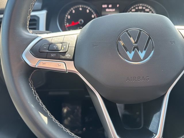 Used 2021 Volkswagen Atlas Cross Sport SE w/ Panoramic Sunroof Package FWD image 25