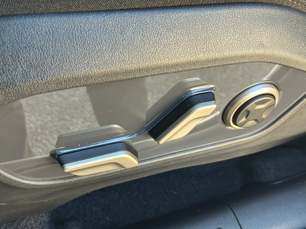 New 2027 Kia Telluride EX FWD image 23