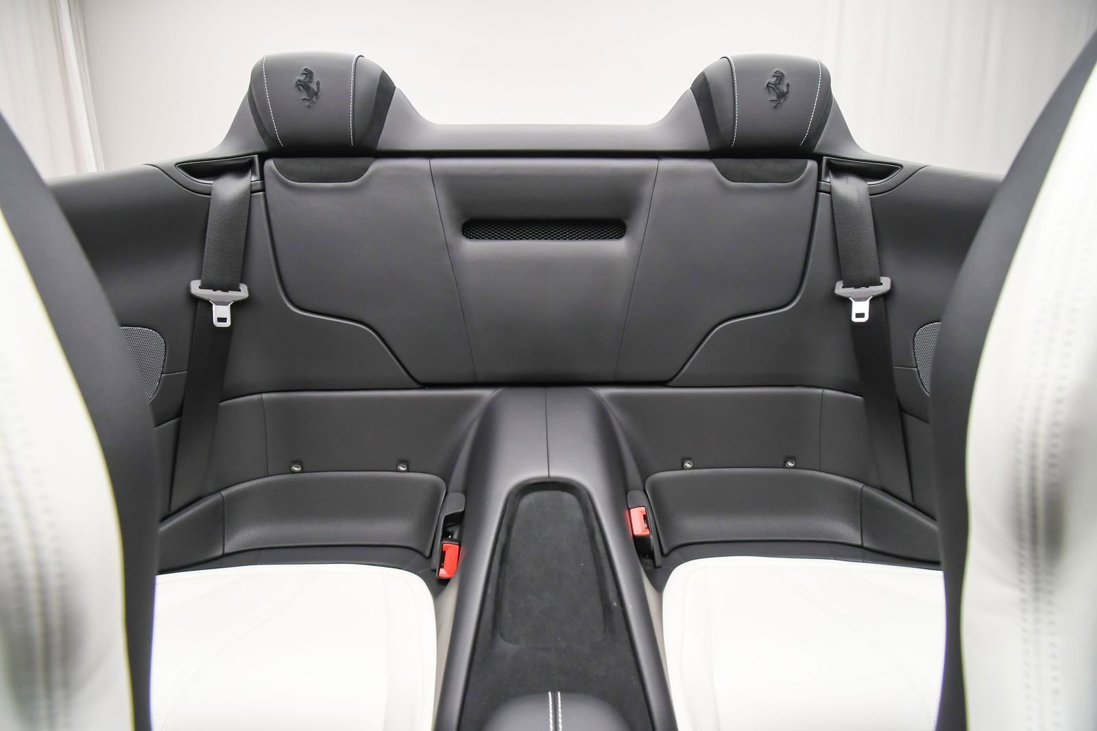 Certified 2024 Ferrari Roma Spider image 19