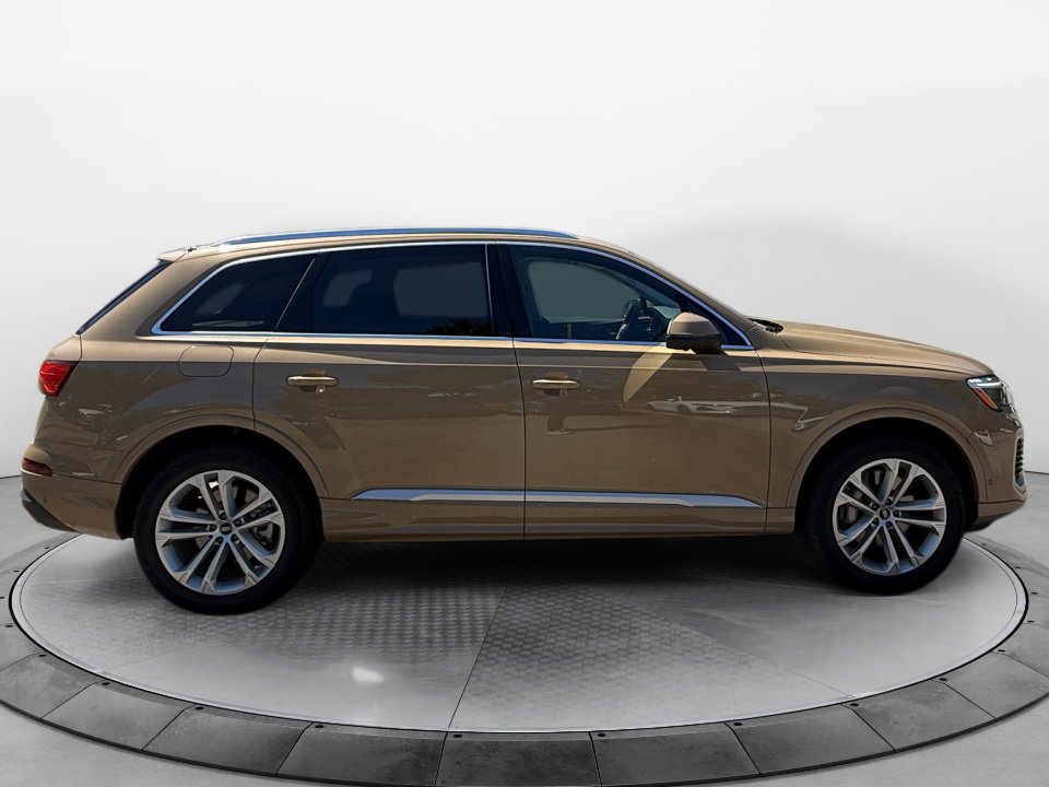 Used 2025 Audi Q7 2.0T Premium Plus w/ Premium Plus Package image 8