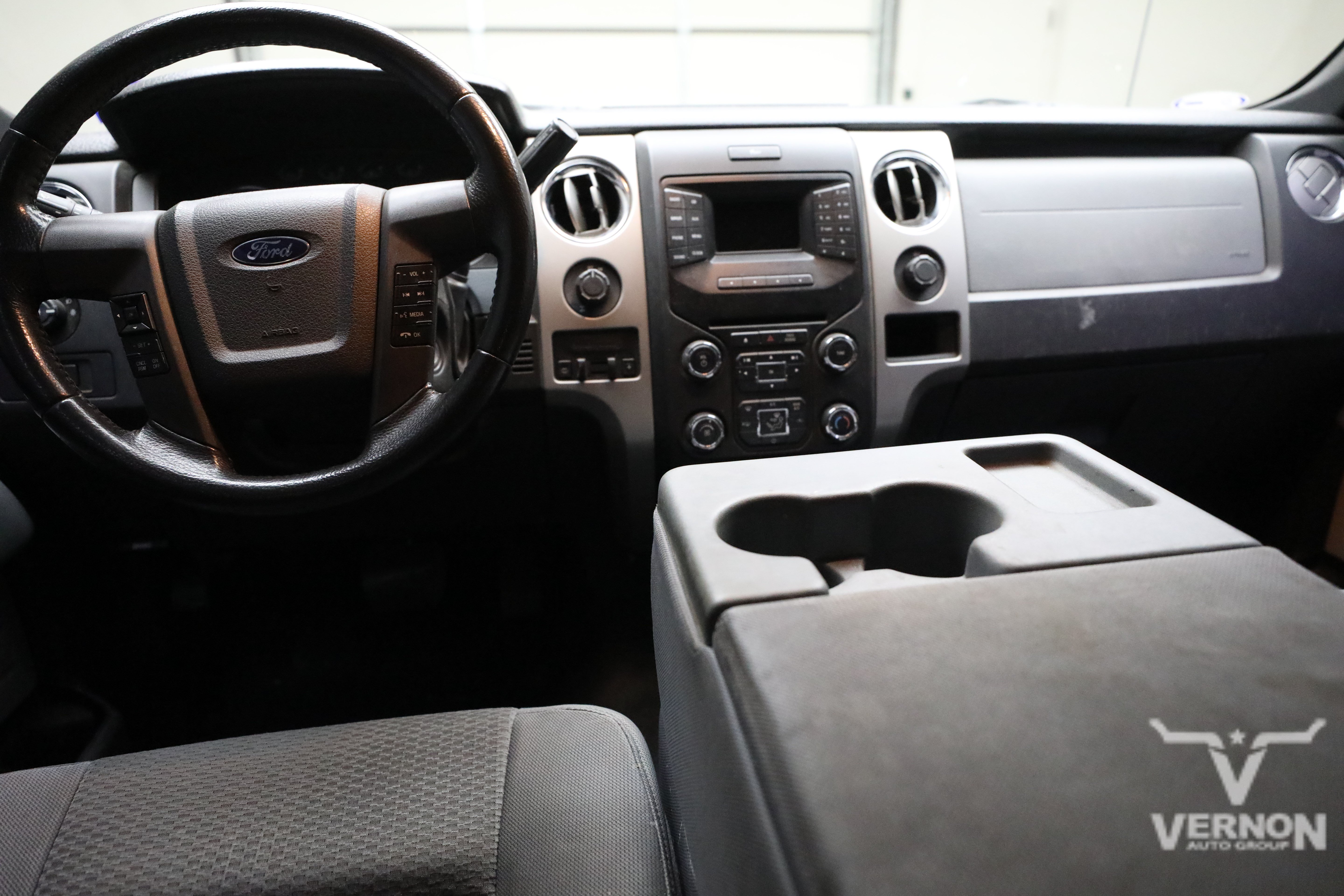 Used 2013 Ford F150 XLT w/ Luxury Equipment Group RWD image 8