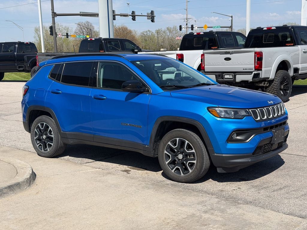Used 2022 Jeep Compass Latitude w/ Convenience Group AWD/4WD image 7
