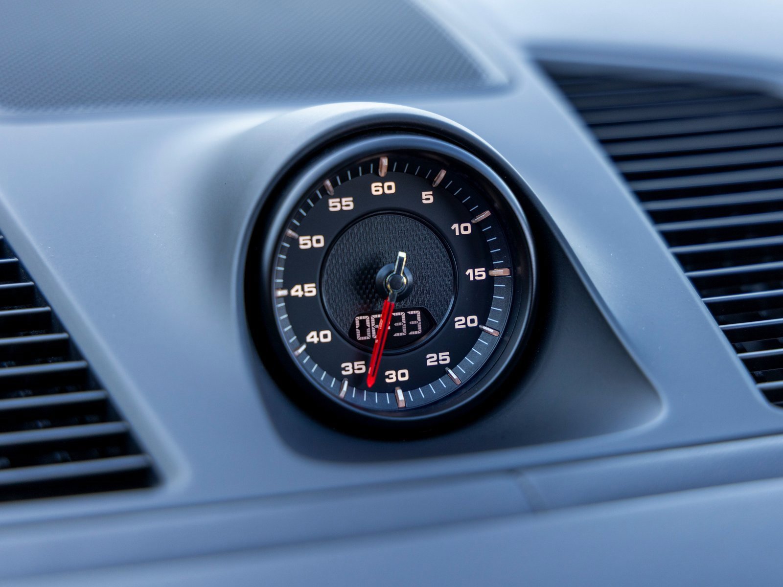 Certified 2020 Porsche Cayenne Turbo image 41